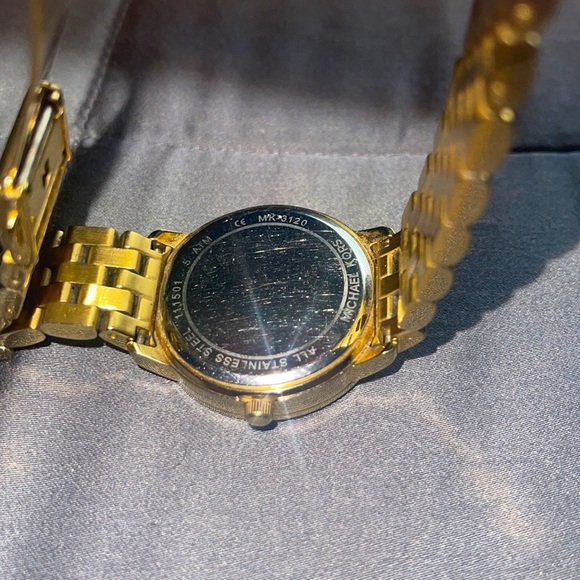 Michael Kors Watch: Gold MK-3120 - Picture 5 of 5